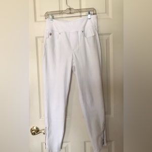 Belle by Kim Gravel White Ankle Jeans